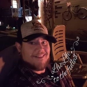 Meet your Posher, Johnathan